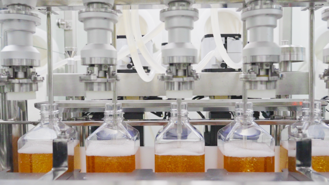 最高2000L/批次！迈邦生物GMP培养基自动灌装生产线，精准、高效、安全！(图2)